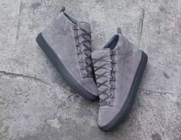 

новая бесплатная доставка для fashinable мужские кроссовки kanye west trainers мужчины повседневная ходьба высокий верх удобные кроссовки ar, Black