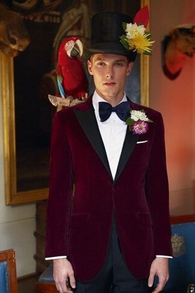 

fashion burgundy velvet men wedding tuxedos groom tuxedos peak lapel one button men blazer 2 piece suit(jacket+pants+tie) 1981, Black;gray