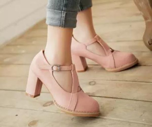 

send 2018 spring and autumn new style coarse heel women's shoes, Black