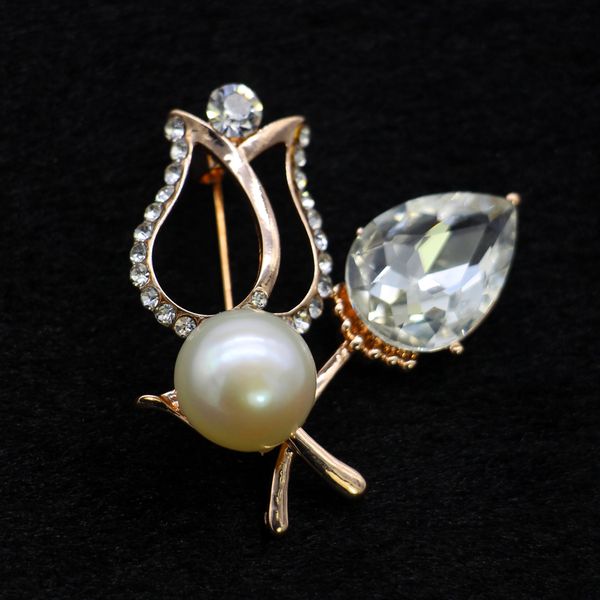 

2018 natural freshwater pearl jewelry rose shaped diamond pearl brooch, Gray