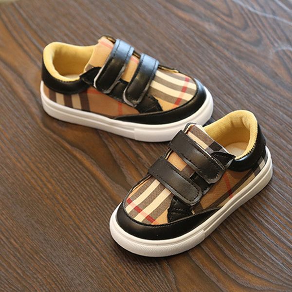 

kids designer fashion shoes girls boys fashion style board shoes students lightweight girls child casual shoes 2 color, Black;red