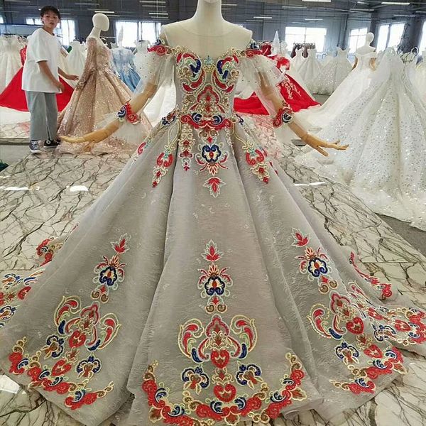 

2019 long tulle sleeve prom dresses illusion neckline multicolor hand made 3d floral applique lace up back shining crystal evening gowns, Black