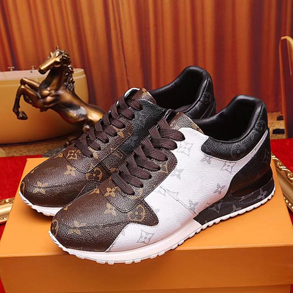

De igner 2018 luxury brand men ca ual hoe genuine leather triple white black trainer men fa hion lei ure neaker with box high quality