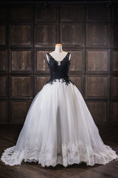 

gothic wedding dresses deep v neck black and white tulle applique lace sequins backless wedding bridal gowns cheap