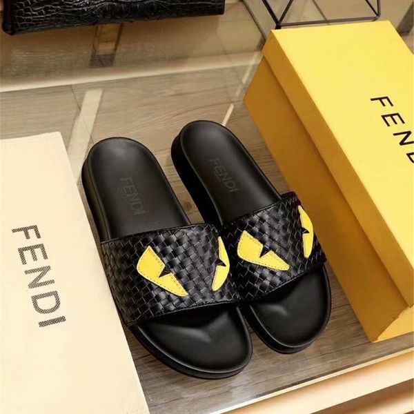 

высокое качество топ люксовый бренд дизайнер мужчины лето резиновые сандалии пляж слайд мода потертости тапочки крытый обувь размер EUR 38-44