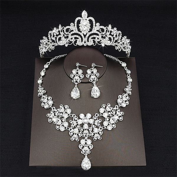 

2018 drop rhinestone wedding jewelry set necklace crown tiaras crown earrings headwear beading three piece party bridal accessories, White