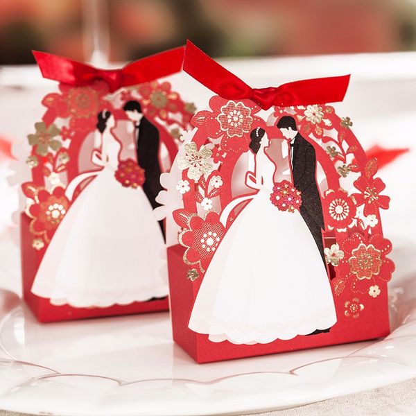 Box Bride Gift Box Papel decoração elegante flor Laser Cut Wedding Candy and Groom caixas favor do casamento para Chocolates
