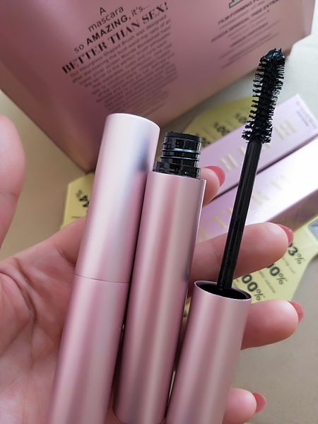 

makeup mascara better than 100% saw darmatic volume /longer lashes /thick mascara high quality