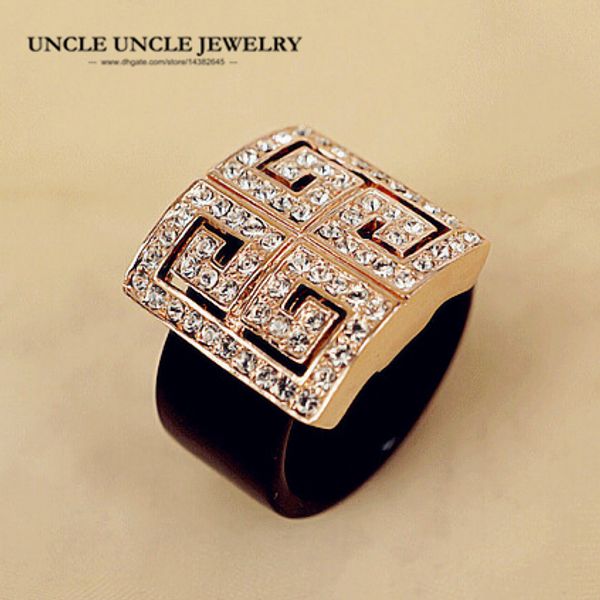 

Brand Design Rose Gold Цвет ретро Рим Асфальтовая G Дизайн Rhinestone площади Акриловая Lady Finger Ring