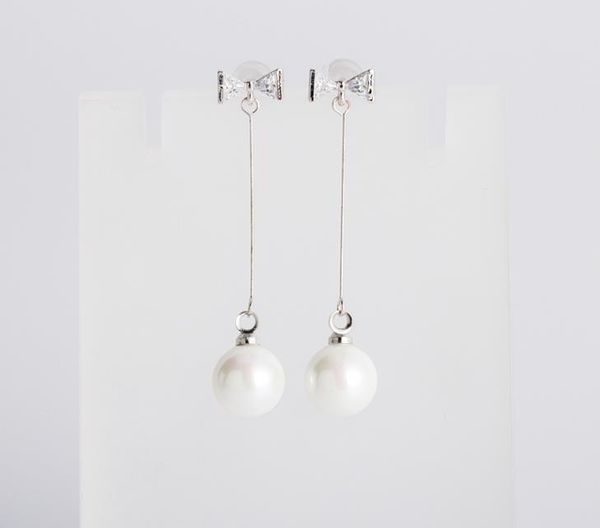 

неве икђвеннй иѬкон вадебне еѬги вадебне маѬли, белй ђа pin нађн, White