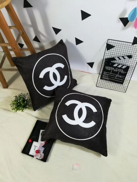 

2019 fa hion brand new pillow ca e decoration 50 50cm fa hion pillow fa hion brand pillow no pillow