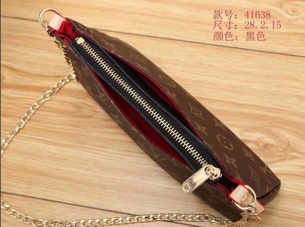 

2018 new Messenger bag fashion female bag shoulder portable retro chain bag purse