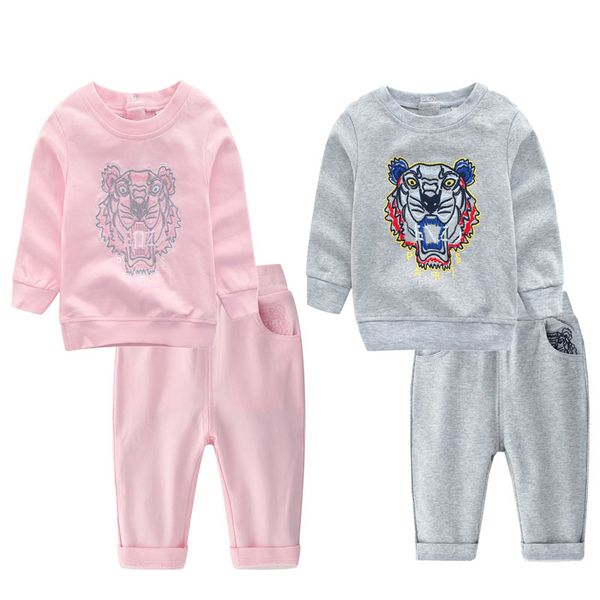 

Newborn Baby Girls Clothes Set Long Sleeved Tops + Pants Outfits Kids Bebes Clothing Childrens Sweatshirts+Sports pants Spring Kids Set