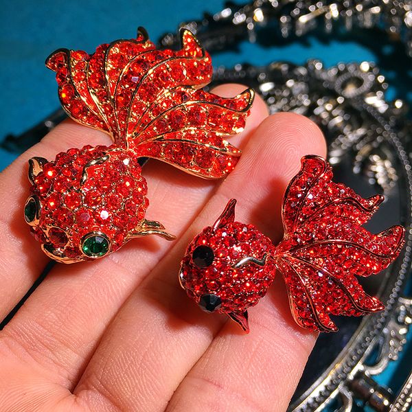 

lovely full red rhinestone crystal goldfish brooch fashion fish scarf pin for women girls jewelry valentine's day gift, Gray