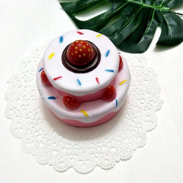 

pu slow rebound foam decompression toy simulation three-layer strawberry cake