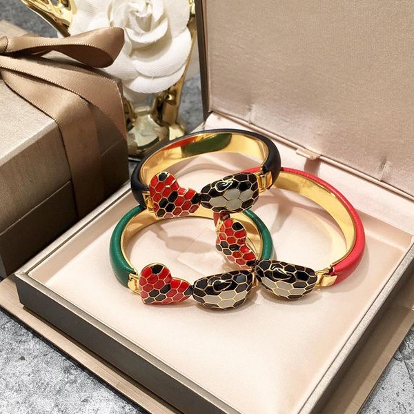

new 2018 stainless steel love bracelets for women european and american colored oil snakehead kissing the red heart skin bangles, Black