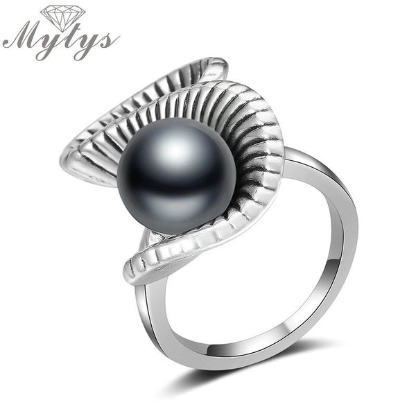 

mytys black pearl geometric twist flower antique rings for women vintage style party jewelry r1998, Golden;silver