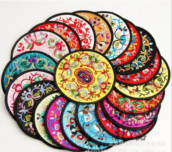 Rodada Coasters para Bebidas Placemats Set Chinês Bordado Grande Copo De Vidro Lugar Esteiras Pad Novidade Para O Chá De Café