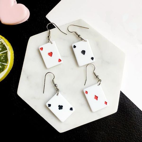 Spoof Funny Poker Card Dangle Ohrringe 4 Style Acryl Spades Playing Schmuck Schönes Geburtstagsgeschenk Persönlichkeit EarringG