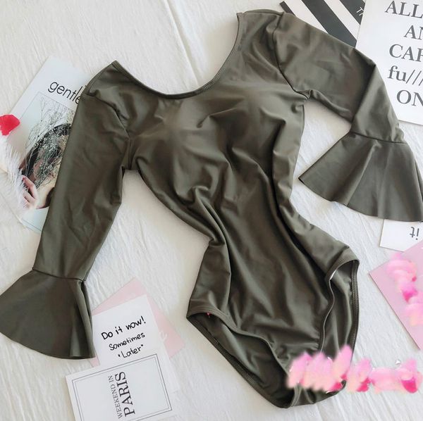 

соединились 2018 новые стили, чтобы покрыть тонкий горячий весенний праздник купальник, White;black