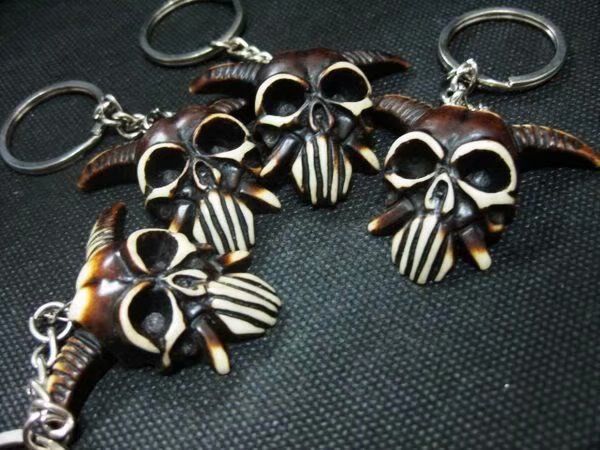 

yqtdmy 12 pcs new men women's imitation carving horror devil skull necklace amulet gift, Slivery;golden