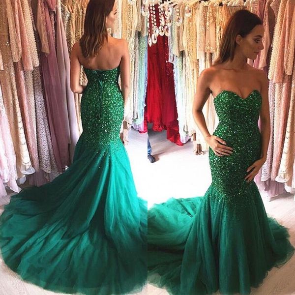 Luxo Verde Sereia Vestidos de Baile Fit e Flare Trumpet Evening Vestido Querida Lace-up Voltar Cristais Pedras Contas Lantejoulas Top