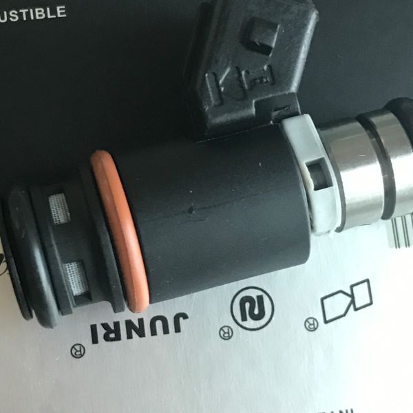 

new fuel injector - vw eurovan golf jetta 2.8 v6 - iwp076 021906031d 021906031b