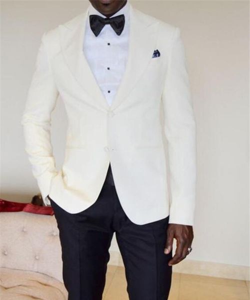 

дешевые на заказ дешевые свадебные костюмы цвета слоновой кости из двух частей жениха смокинги черный остроконечный отворот с двумя пуговица, Black;gray