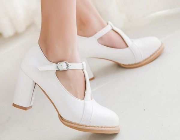 

send 2018 spring and autumn new style coarse heel women's shoes, Black