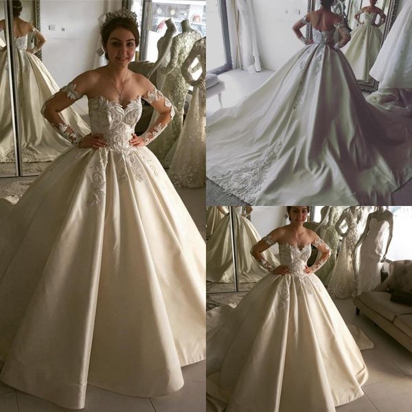 

урожай новый с плеча иллюзия длинные рукава линия свадебные платья 2018 кружева аппликации свадебные платья с покрытой кнопки обратно, White