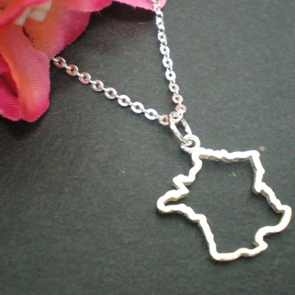 

tiny country map france chain necklace charm pendant hollow outline european pride french paris necklaces for souvenir lucky woman mother me, Silver