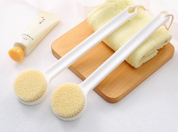 Escova de banho para a pele seca escovando com pbt macio suave e material dúctil um corpo longo punho esfoliante