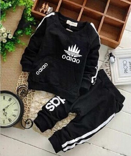 

Костюм мальчиков и девочек для мальчиков и мальчиков Спортивная одежда для детей