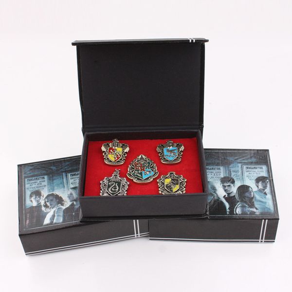 

3sets harry botter college magic badge brooch magical school badges pin gryffindor ravenclaw slytherin hufflepuff brooches christmas gift