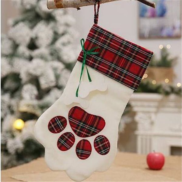 

2018 wholesales plaid christmas gift bags pet dog cat paw stocking socks xmas tree ornaments