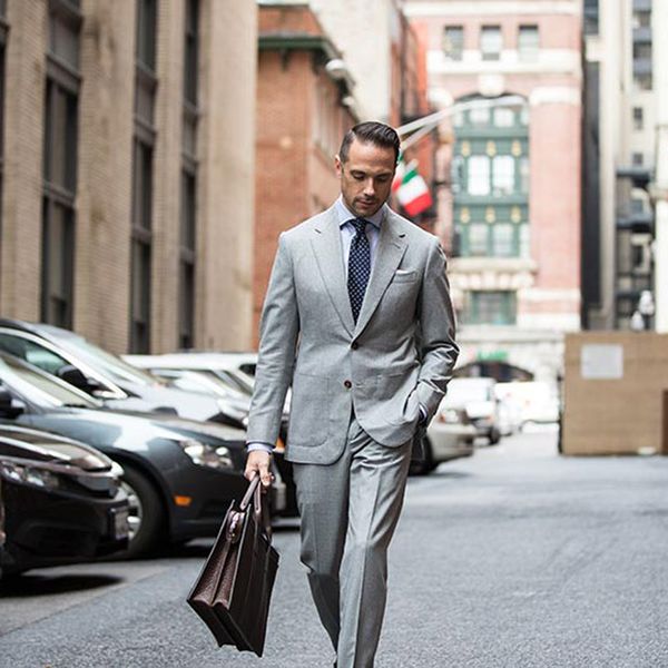 

custom made gray men suits for business fromal meeting slim fit groom tuxedos men blazers prom wear 2 pieces jacket+pants ternos, Black;gray
