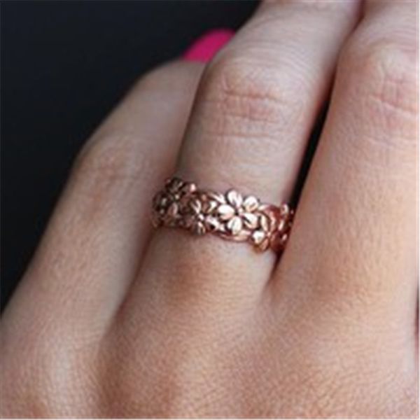 

female cute daisy flower finger ring vintage rose gold filled engagement rings for women fashion wedding jewelry gift, Slivery;golden