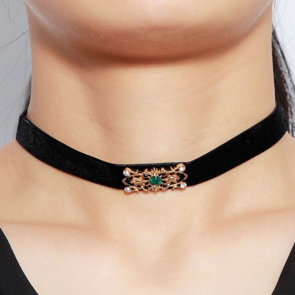 

2018 fashion trendy black velvet choker necklaces for women girl green crystal collar choker necklace gift, Golden;silver
