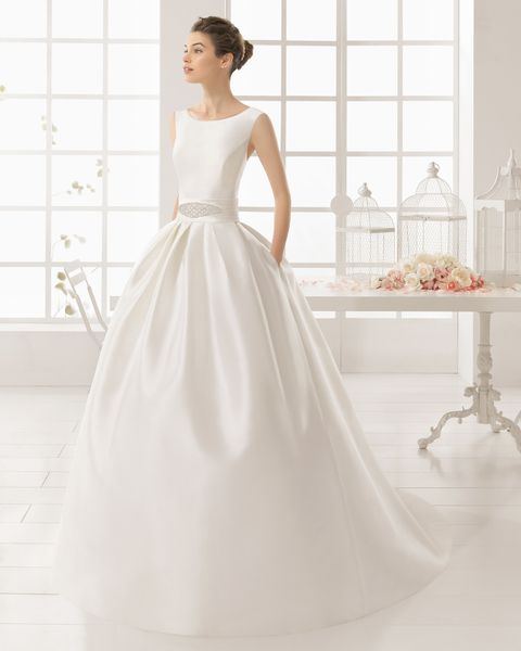 

simple wedding dresses vintage royal satin a line backless wedding dresses bridal gowns dh4087, White