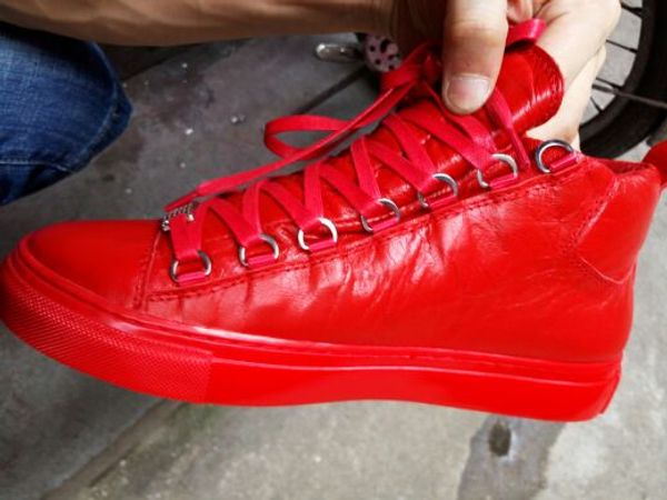 

Men's Shoes Kanye West High-top Genuine Leather Trainers Crinkled-leather Paris Fashion Arenae Shoes