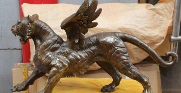 

26" larger chinese bronze folk f ocious fly zodiac year tiger statue sculpture