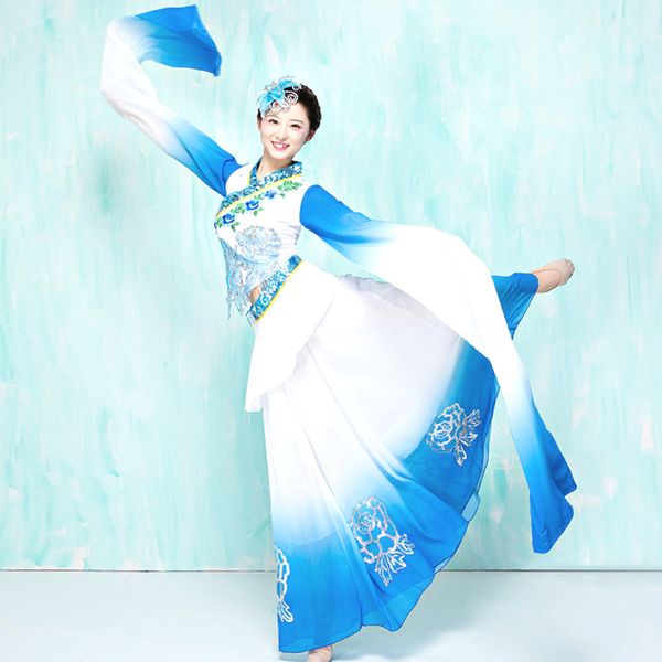 

chinese folk dance cinese costume long sleeves astonishing show 2018 new pattern woman ancient dance clothing practice modern, Black;red