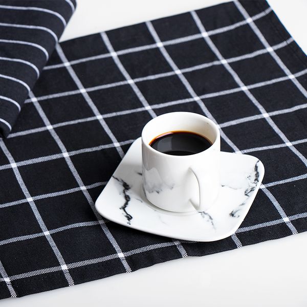 

4 шт. / лот простые тосты ткань салфетки еда placemat чистый цвет специальный ужин ткань складной цветок высококлассные отели салфетка