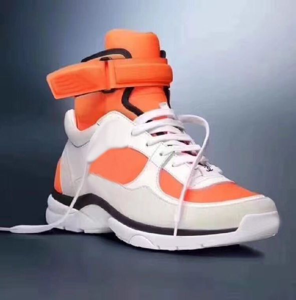 

New genuine leather flat de igner neaker men women cla ic ca ual hoe python tiger bee flower embroidered cock love neaker 35 41