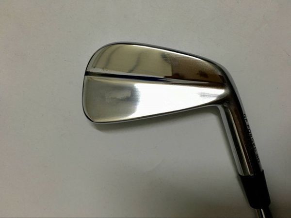 

Brand new mp 18 forged iron mp18 golf forged iron et golf club 3 9pw r flex teel haft with cover