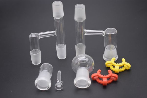 Atacado ângulo de 90 graus Reclaim Ash Catcher 14,4 mm ou 18,8 mm Adaptador de vidro comum masculino feminino com clipe Keck para bongs de copo