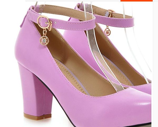 

send 2017 spring new style shoes big size and small size coarse heel single shoes agraffe high heel woman shoes, Black