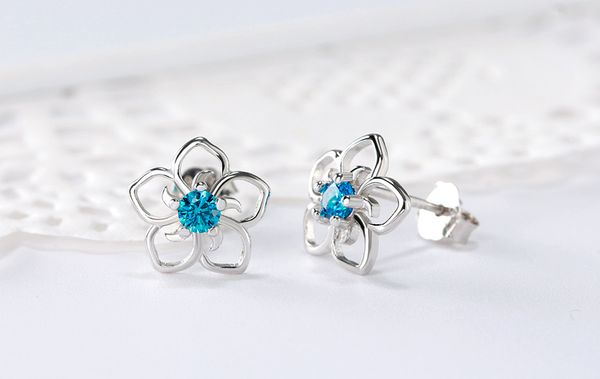 

charm hollow design bauhinia stud earrings for women blue/red zircon flower women earrings with stone fashion party jewelry, Golden;silver