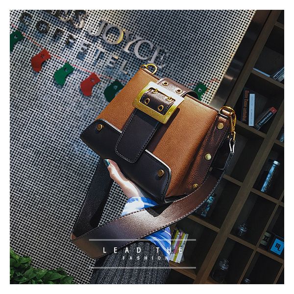 

2018 women riveting simple vintage bags fashion trendy girl retro stitching handbag casual shoulder messenger bag new sac femme
