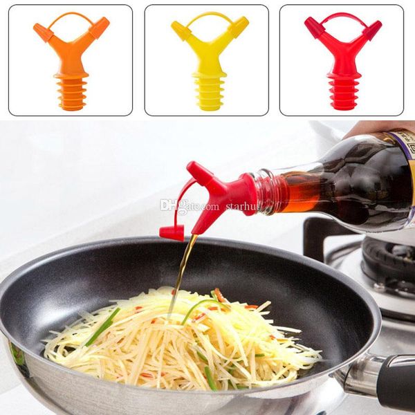 

new double head sauce oil bottle mouth ser liquid pourer kitchen tool oil bottle mouth ser bottles nozzle caps wx9-252